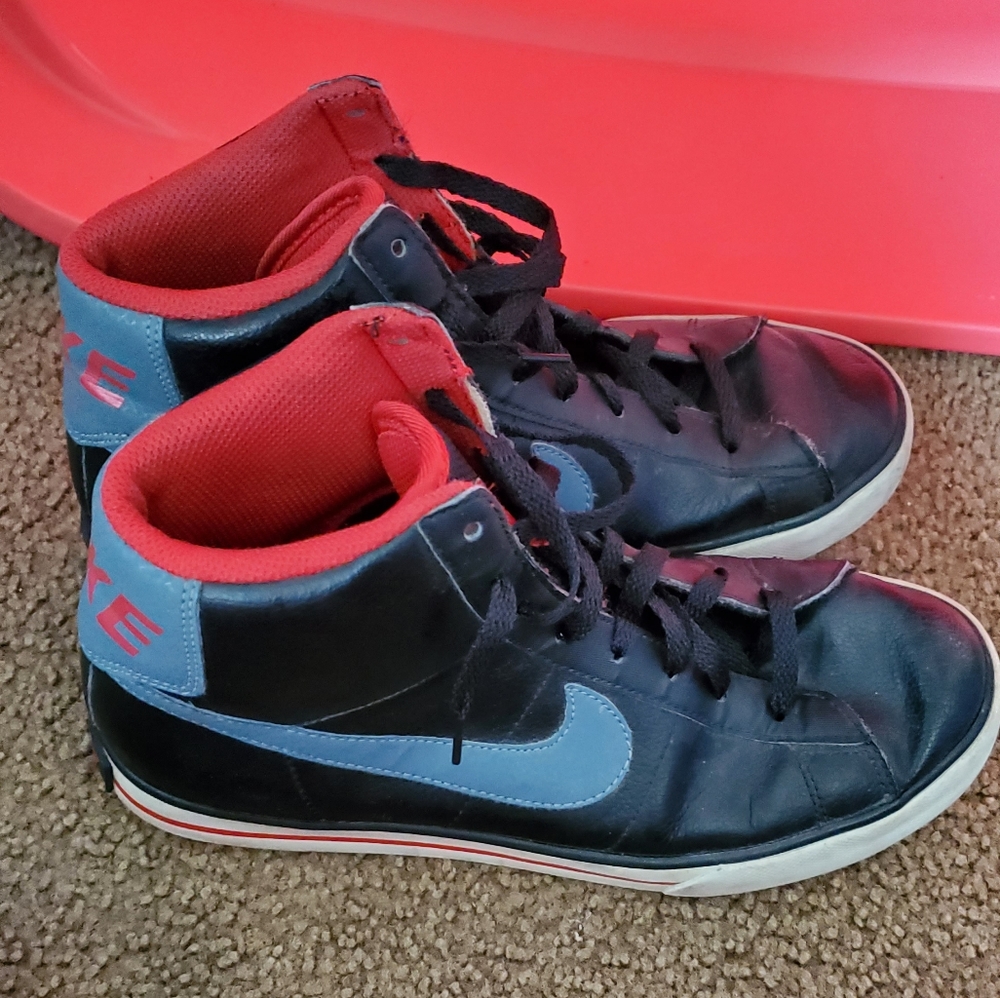 Nike hightops youth 6.5